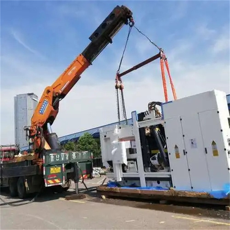 沽源附近小吊车联系方式|8-16吨|本地及时服务